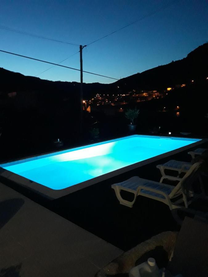 Casa Da Padaria Holiday home Folgosa (Armamar)
